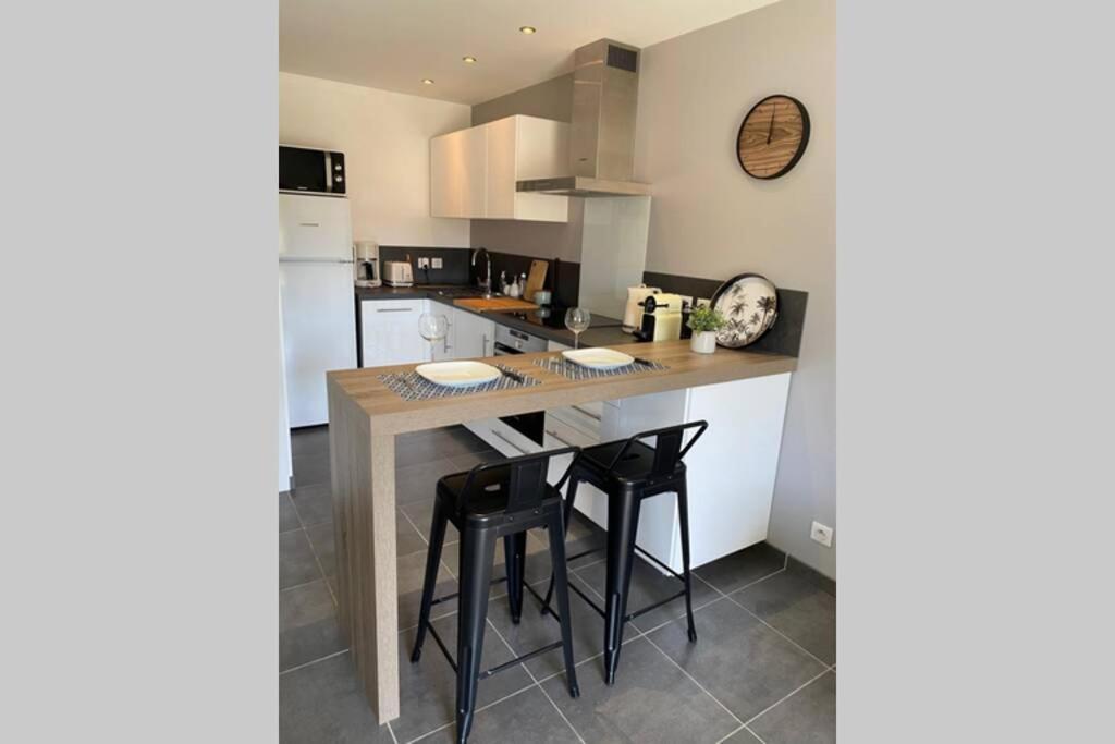 Apartament Le Continental Beau T2 Plein Centre + Parking Annecy Zewnętrze zdjęcie