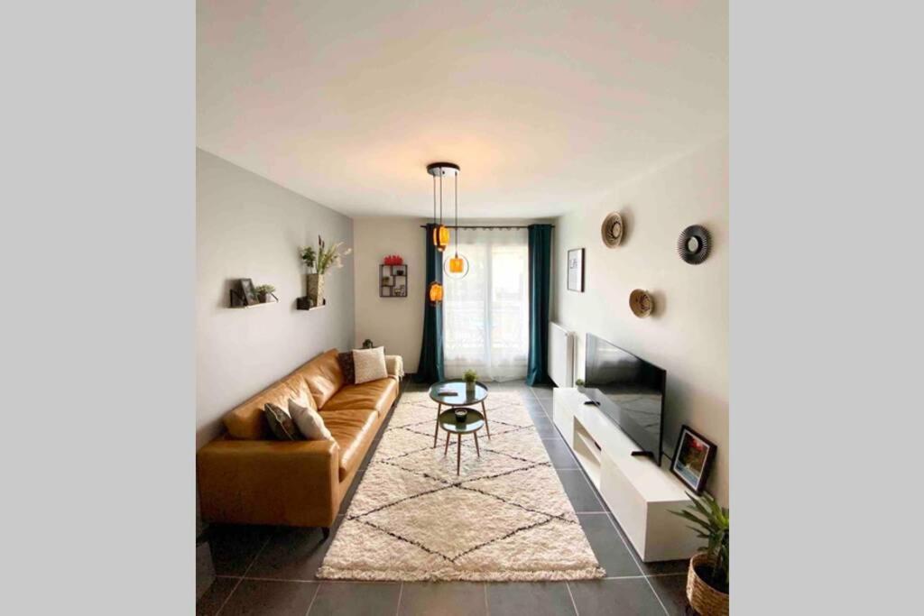 Apartament Le Continental Beau T2 Plein Centre + Parking Annecy Zewnętrze zdjęcie
